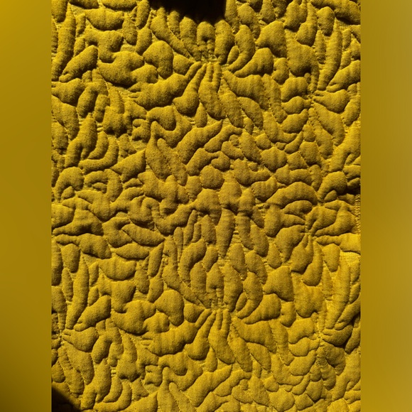 H&M Puff Design Mustard Yellow Short Sleeve Top Size S - Picture 6 of 9